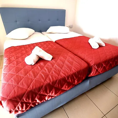 New Paradise 아파트 *