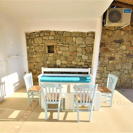 New Paradise * Mykonos Town