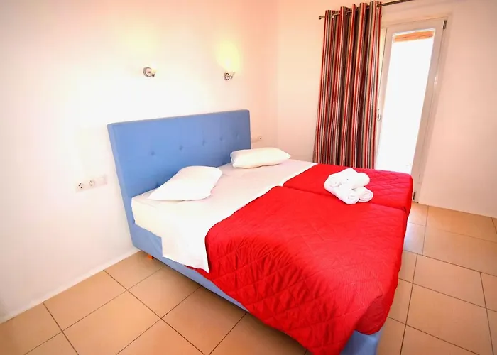 New Paradise Apartment *